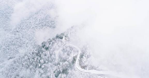 冬季山林雪景航拍