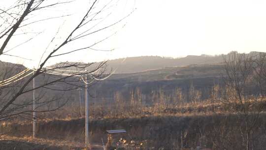 行车视角 窗外风景 山川 黄土高原 车窗外