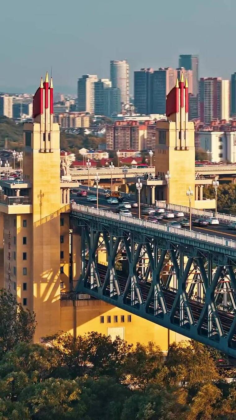 爱世间温柔万物，沿途为晚霞停留