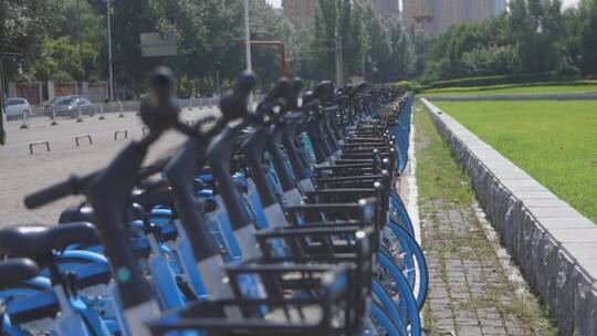 共享单车骑行 环保低碳出行 全民健身