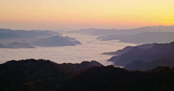 陕西秦岭云海日出