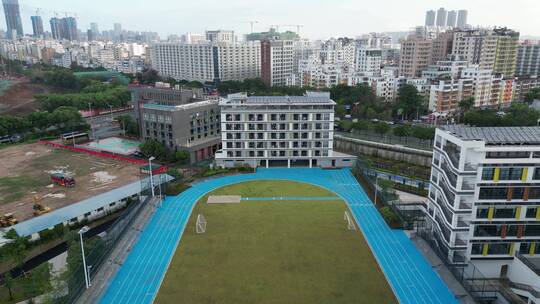 深圳市龙华区龙腾学校