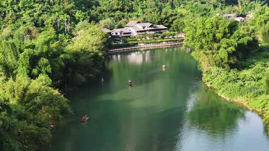 桂林阳朔遇龙河竹筏漂流