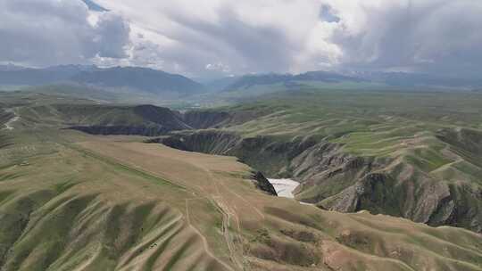 新疆伊犁喀拉峻阔克苏大峡谷航拍自然风光