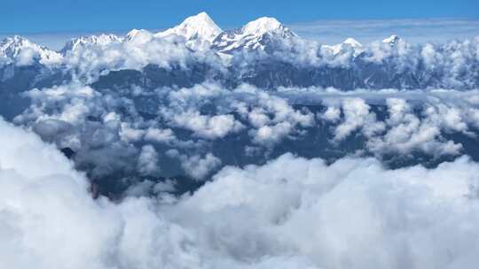 3倍牛背山云海雪山延时