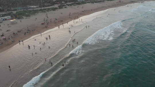 沙滩无人机拍摄黄金时段视频素材模板下载