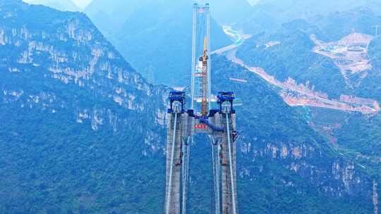 贵州花江峡谷大桥建设航拍