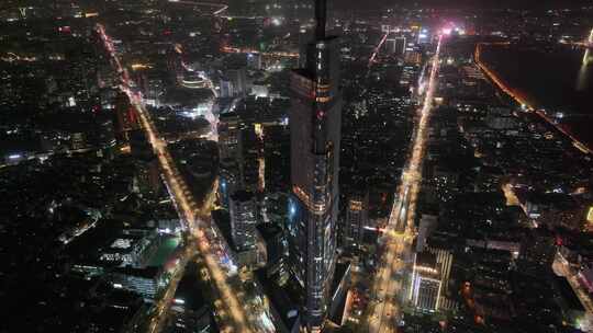 南京市鼓楼区绿地中心紫峰大厦夜景航拍夜晚视频素材模板下载