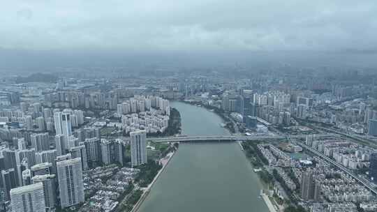 珠海前山水道航拍前山大桥阴天城市建筑风光