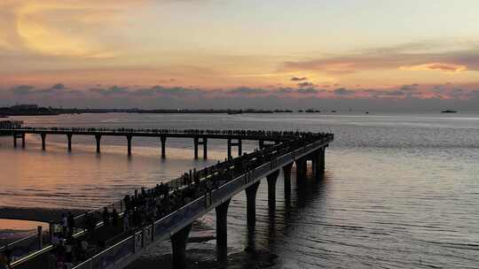 海边城市航拍建筑大海日落