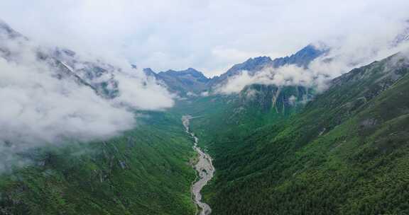 川西四姑娘山山谷雪山河流大气唯美航拍风光