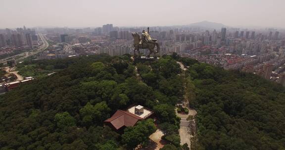 福建泉州大坪山郑成功公园雕像泉州城市风景