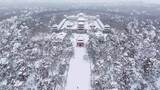 辽宁沈阳北陵公园清昭陵大雪中古建筑航拍高清在线视频素材下载