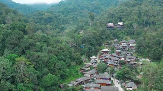 泰国清迈省的Mae Kampong山村