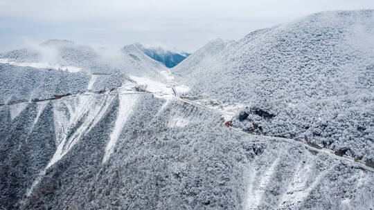 巫溪高山冬季冰雪风光