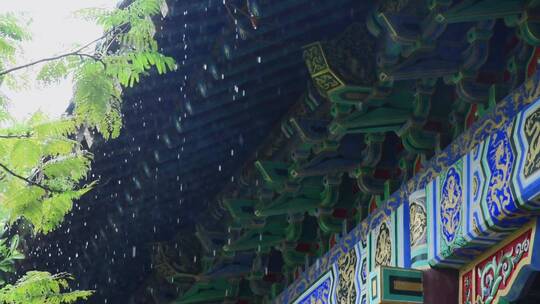 雨天古建筑屋檐雨滴雨景视频素材模板下载