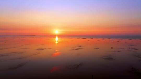 海上日出