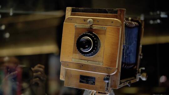 旧电影摄影机