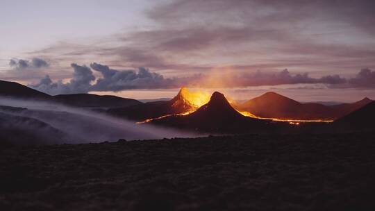 冰岛火山喷发