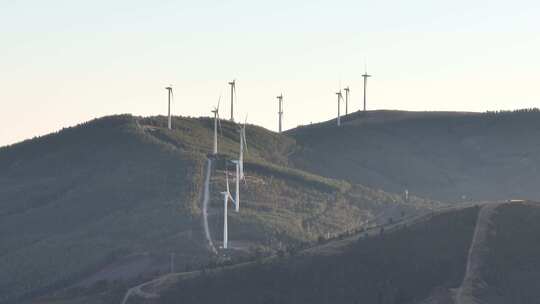葡萄牙的风车农场。静态镜头。视频素材模板下载