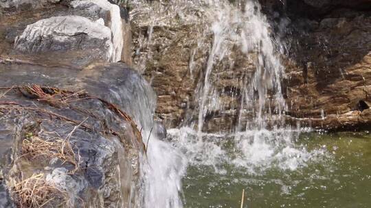 激流水流瀑布踏春河水河流视频素材模板下载