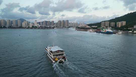 海南三亚游艇出海航拍