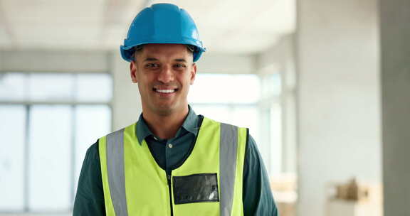 领导、微笑或快乐的建筑工人肖像，用于管理或工程成功