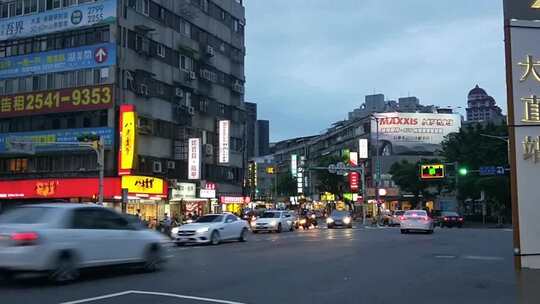 交通马路车水马龙路口城市道路