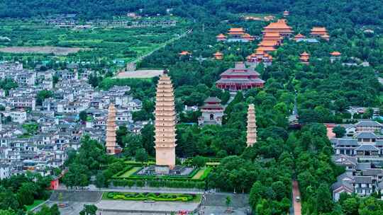 大理崇圣寺三塔