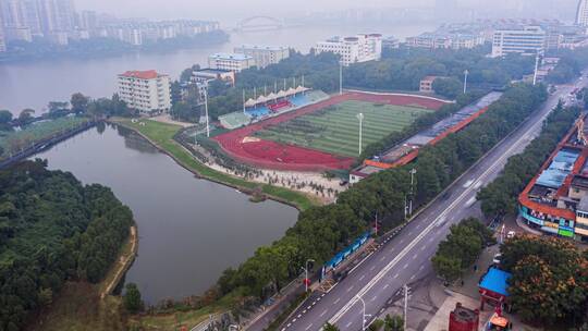 航拍湖北高校大学生军训鄂州大学