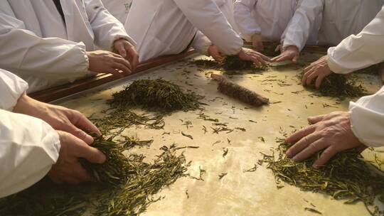 湖北恩施州非遗技艺手工茶玉露茶蒸青茶制作