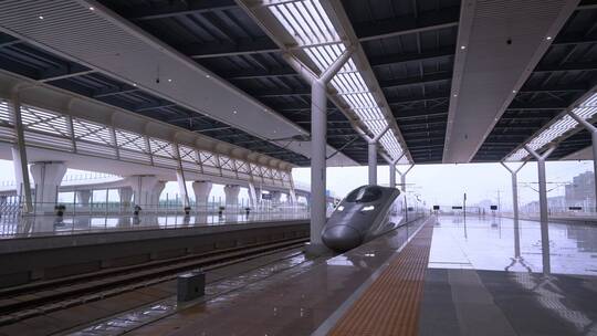 昆明高铁、动车进站视频4k