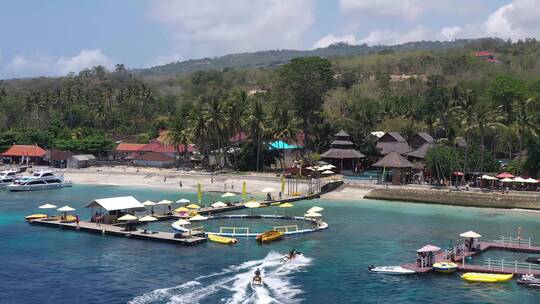 印尼蓝梦岛汽艇潜泳航拍