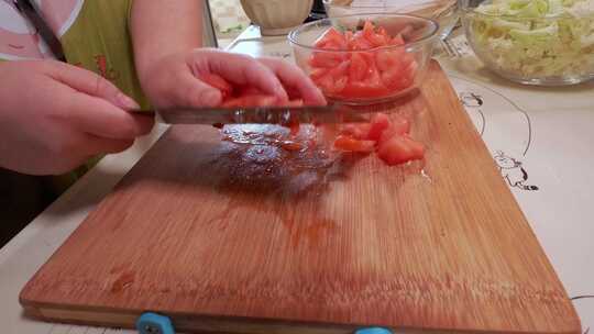 切西红柿切番茄