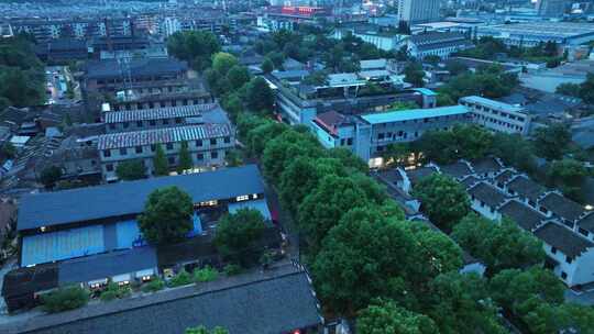 景德镇陶溪川文创街区夜景航拍陶溪川夜晚