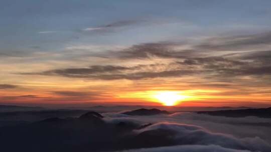 山川日出云海