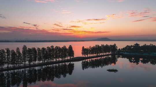 【航拍延时】东湖听涛景区-日出02