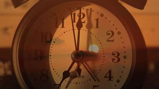 时钟转动时间流逝变迁岁月光阴