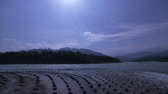 旅游景区 都江堰 鱼嘴分水堤摇 全 中景