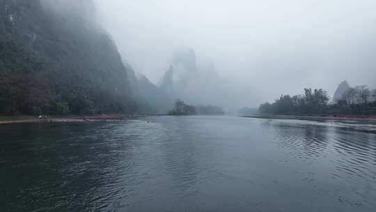 烟雨漓江航拍