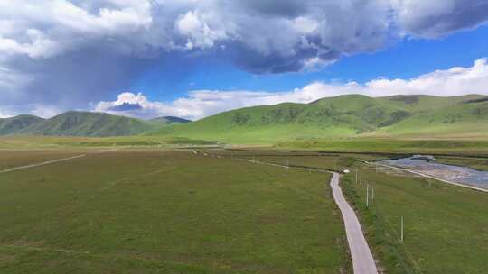 航拍四川甘孜白玉县纳塔乡七彩草原风光