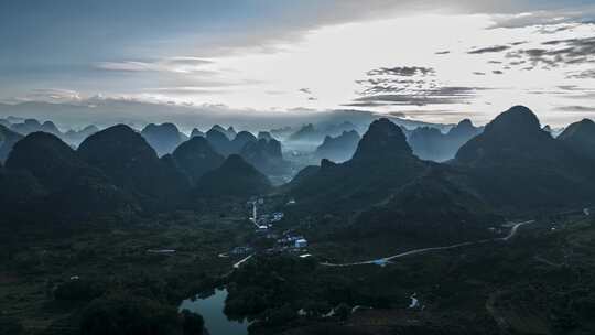 桂林漓江山水片头日落日出航拍延时风光风景