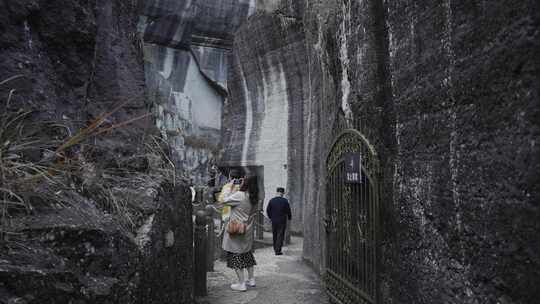 新昌大佛寺般若谷石窟造像