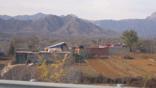 风景 沿途 高速公路 大山 秋天