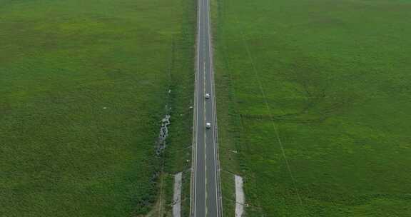 草原公路航拍