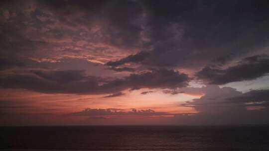 印度洋海岛日落晚霞天空自然风光