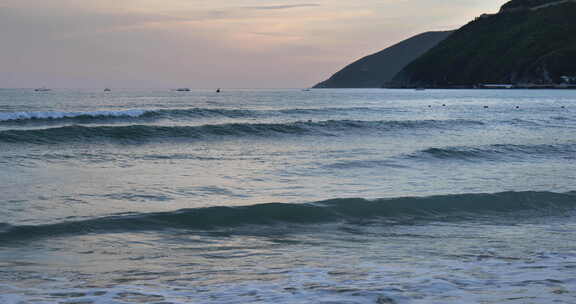 三亚大东海 海边 海浪 浪花 情绪 海边游玩