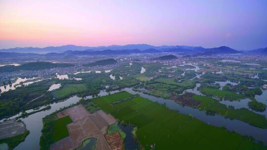 航拍夕阳下诸暨著名景点白塔湖国家湿地公园