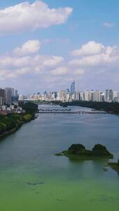 4K航拍广西南宁南湖城市风景蓝天白云