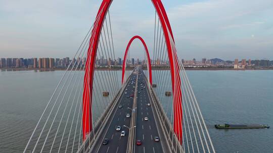 航拍穿越杭州之江大桥视频素材模板下载